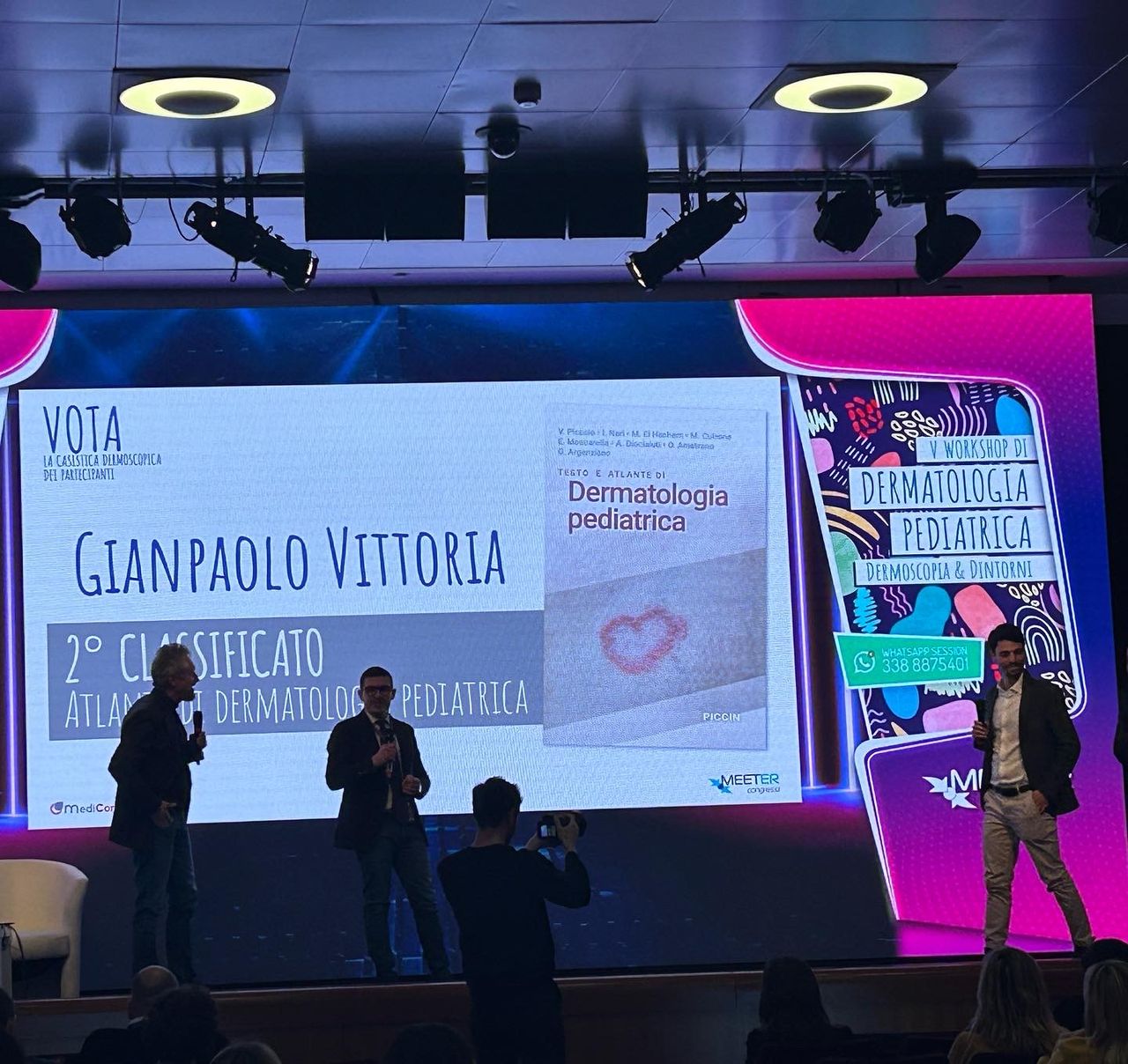 Premiazione Dott. Vittoria Dermatologia Pediatrica